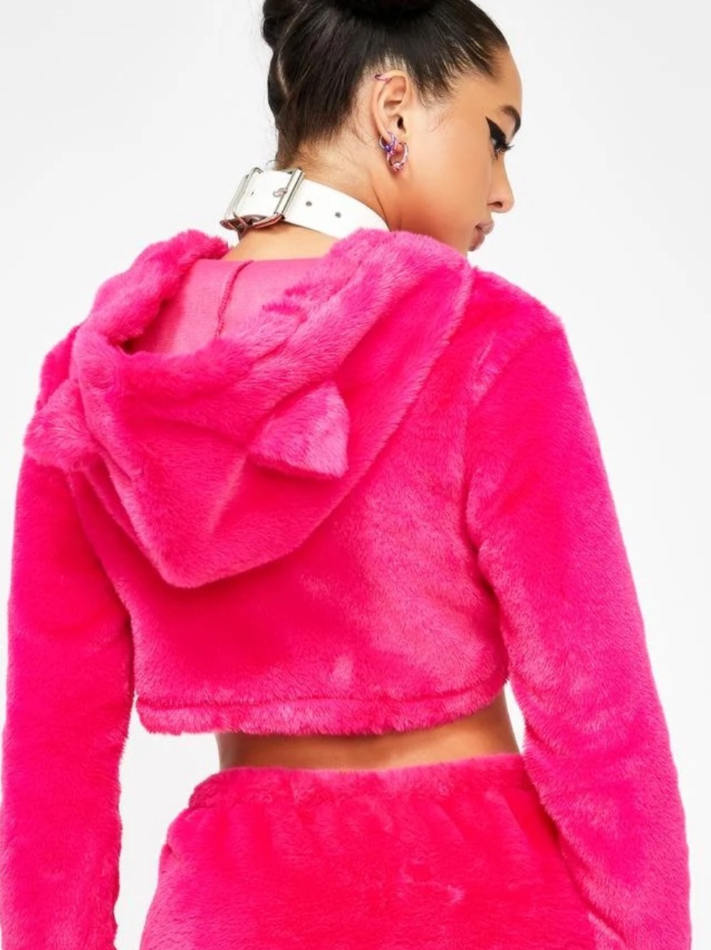 NWOT Dolls Kill Club EXX Fuzzy Hooded w/ ears Cropped Jacket - Hot Pink. Size Sm